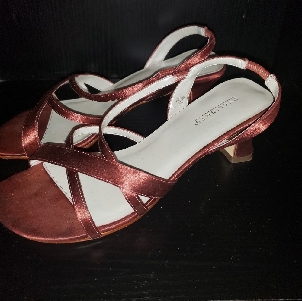 Heels - Picture 2 of 2